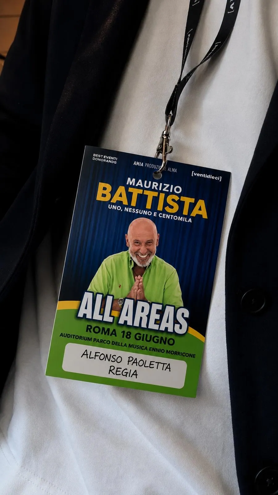 Il pass di Alfonso Paoletta per lo spettacolo di Maurizio Battista